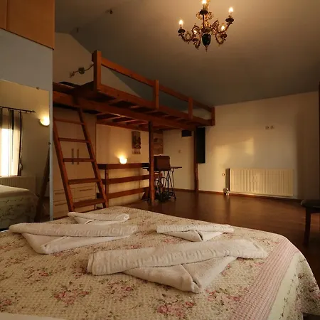 Tatil Evi Fakistra's Blue House Tsagkarada